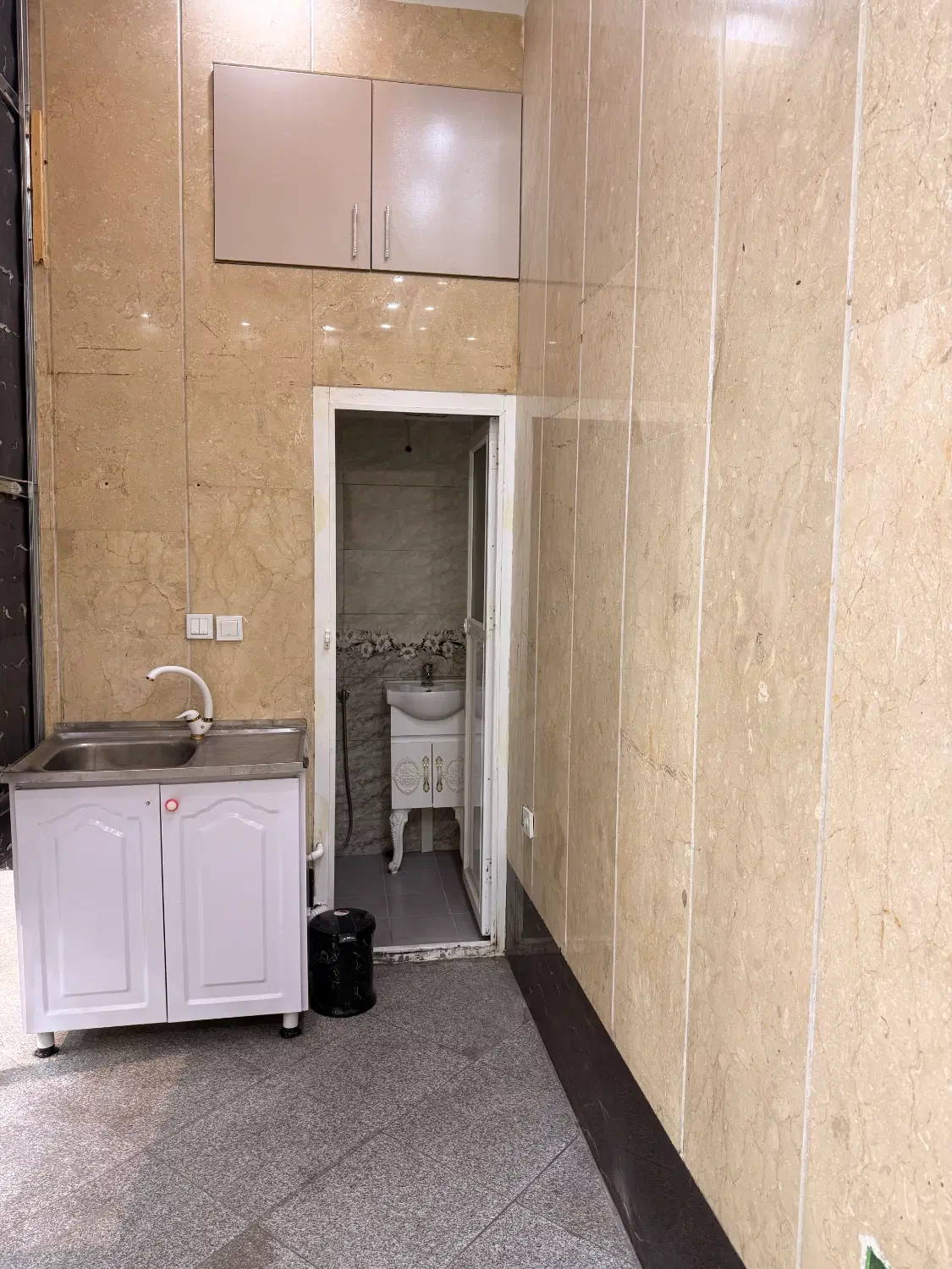 مغازه تجاری ۵۰ متر با مالکیت کامل بریانک ( خوش)