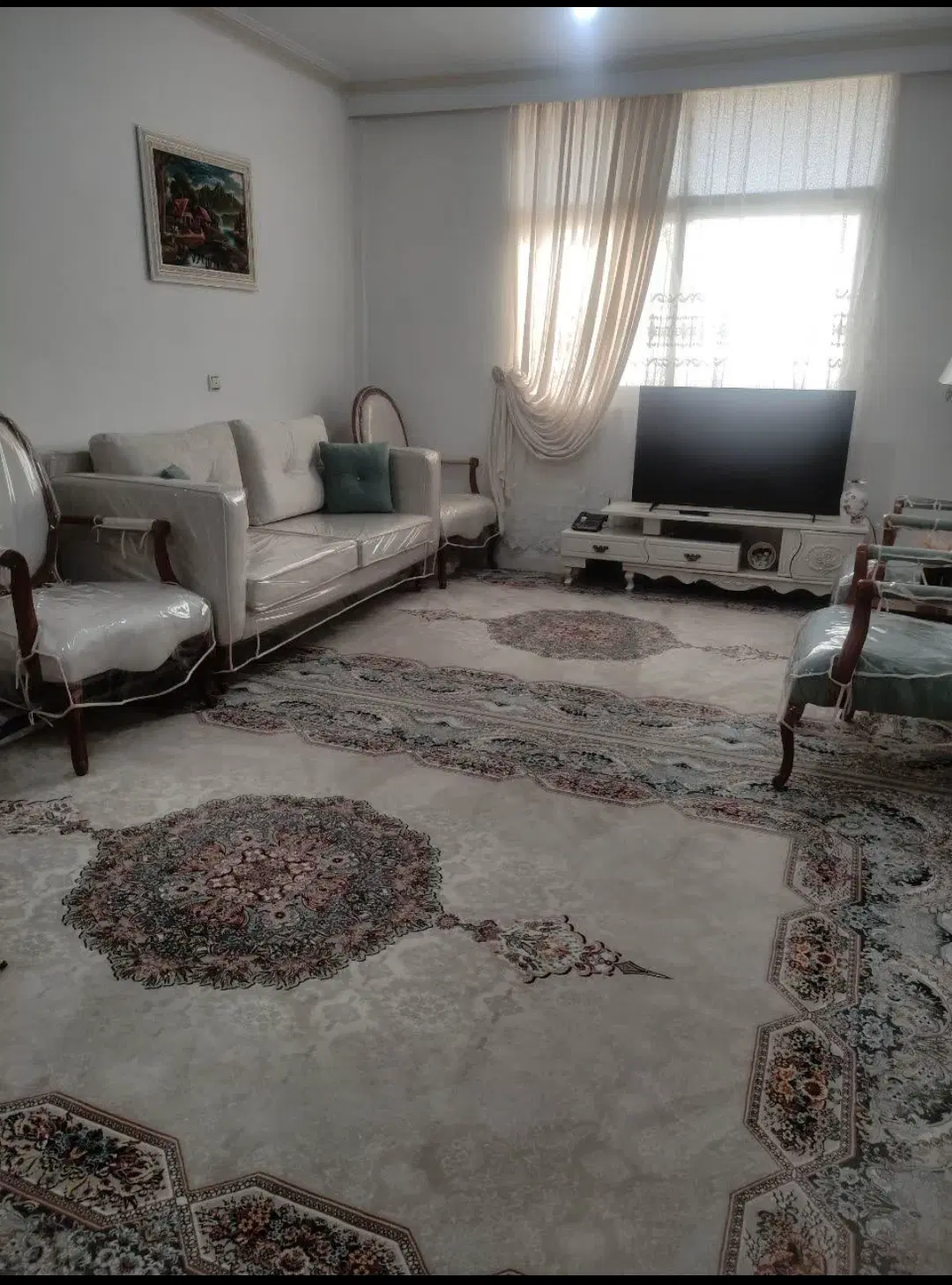 آپارتمان ۶۷ متر ۲خوابه تک واحد ۸۰۰ رهن قابل تبدیل