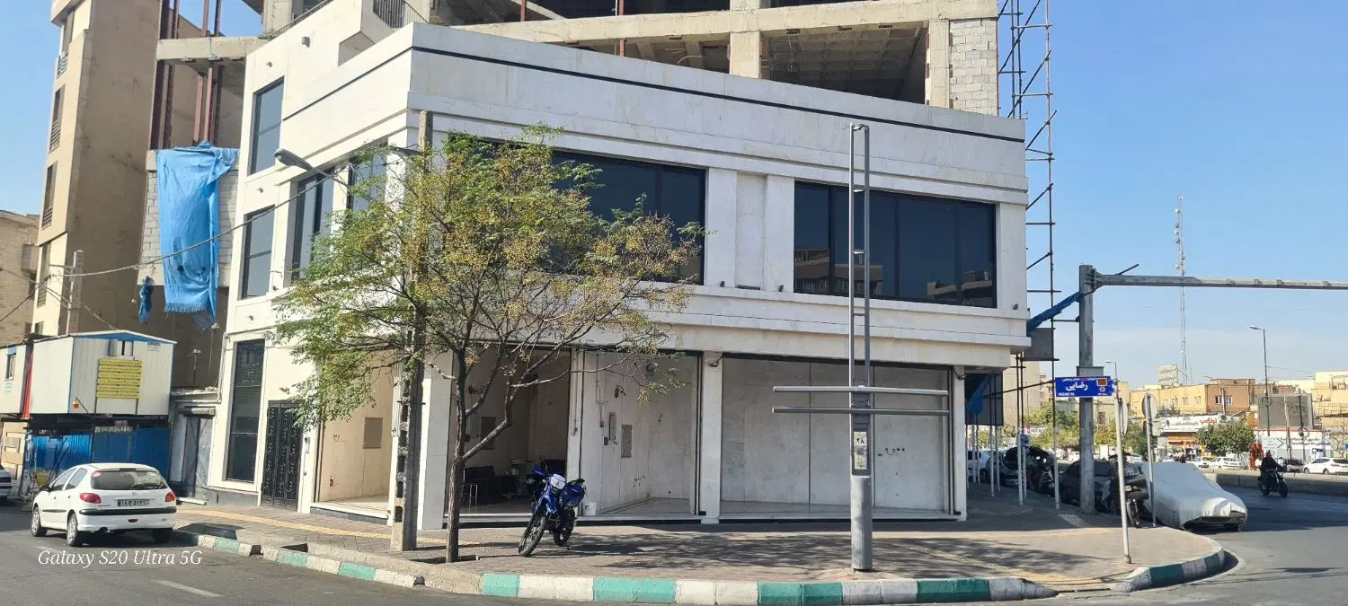 فروش واحدهای نوساز تجاری و اداری