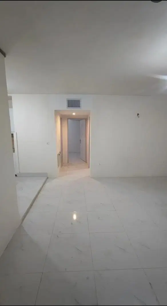 آپارتمان نرگس 5 رسالت 81 شهرک امید