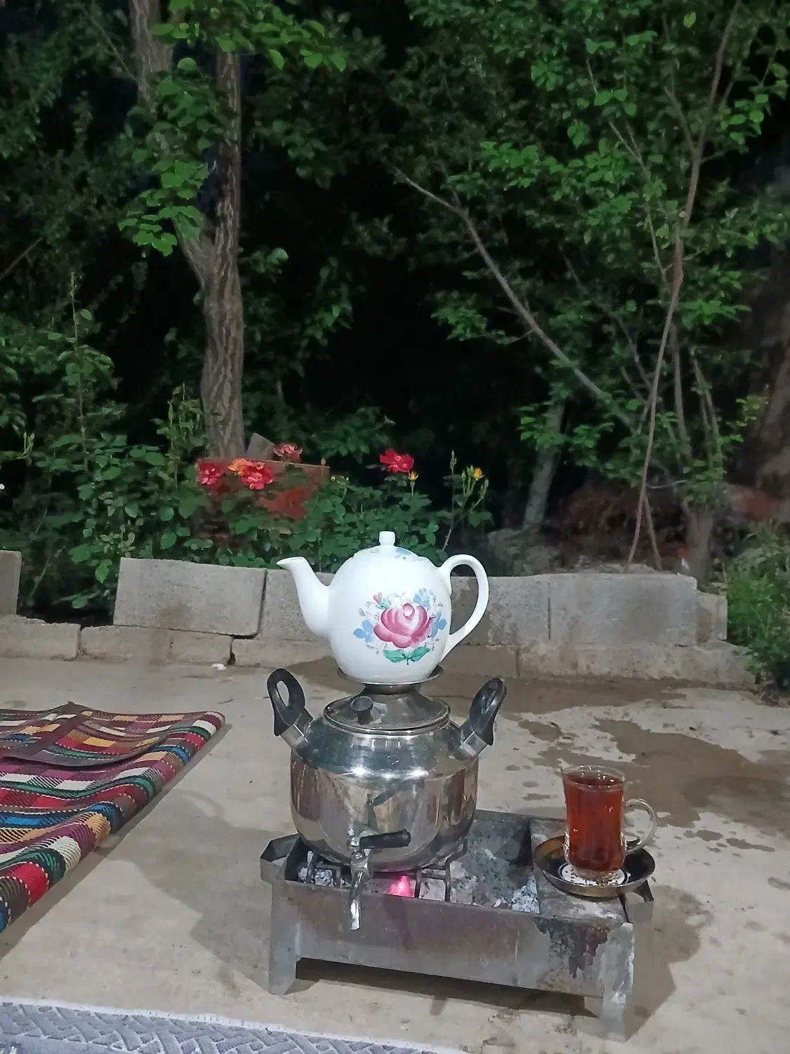 باغ محله فروشان چهار جاده آدریان