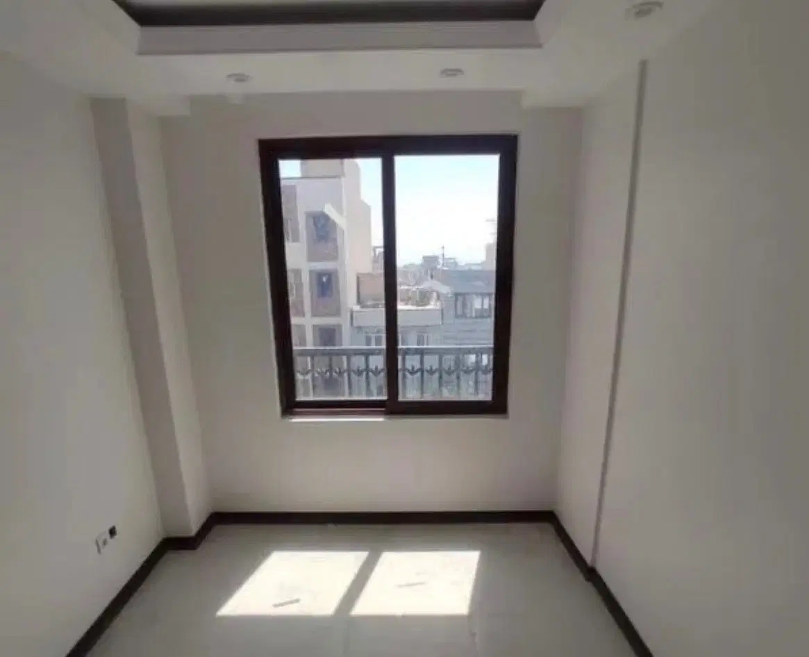 فروش اپارتمان ۸۲ متر فاز ۴ مهرشهر