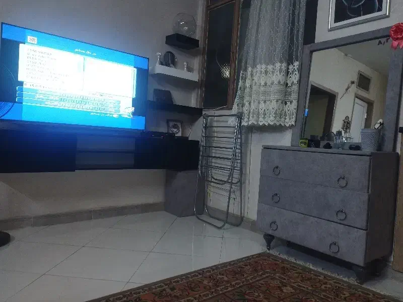 اقا هستم همخونه میپذیرم