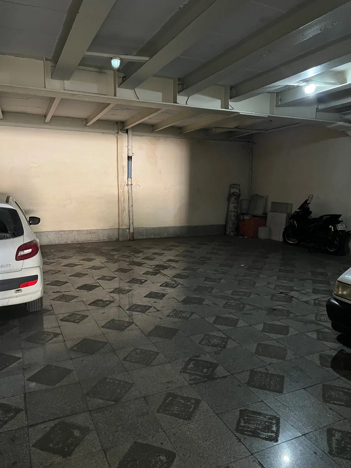 اجاره پارکینگ ماشین