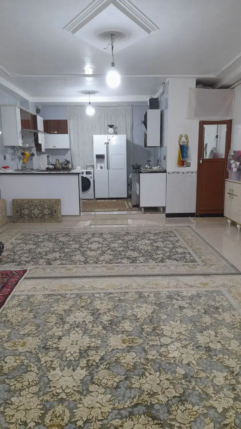 آپارتمان فروشی یک واحد اپارتمان. ۹۵ متری