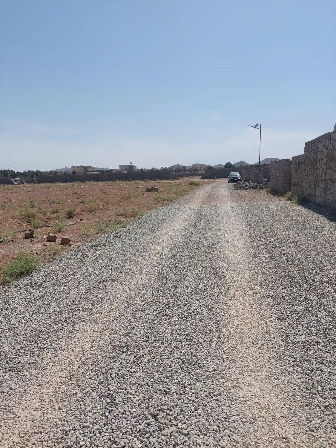 زمین ۲۵۰متری