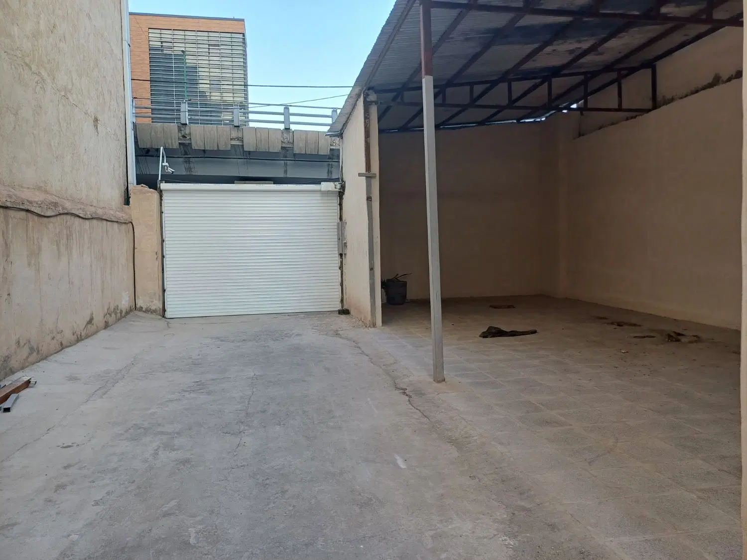 مغازه ۷۰ متری داخل کارواش