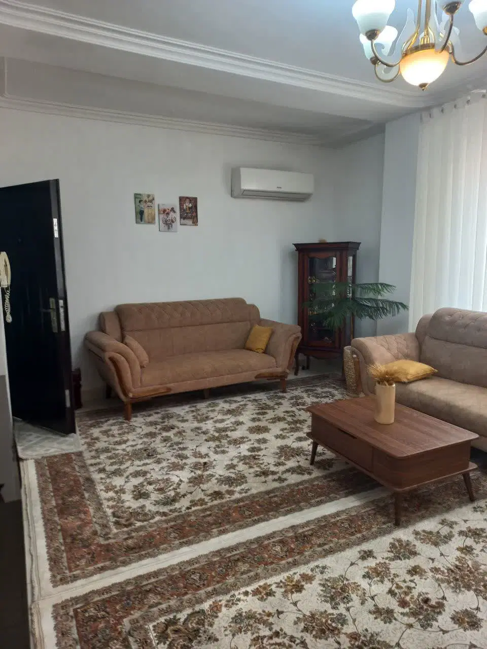 فروش واحد حدودا ۶۰ متر کوی زمانی،قیمت مناسب