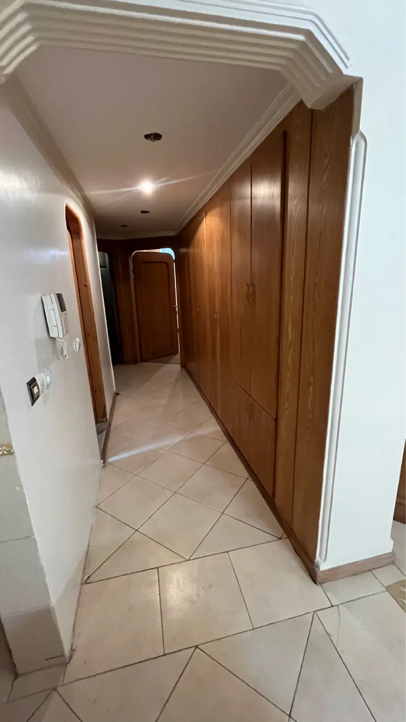 اجاره اپارتمان چهارباغ بالا