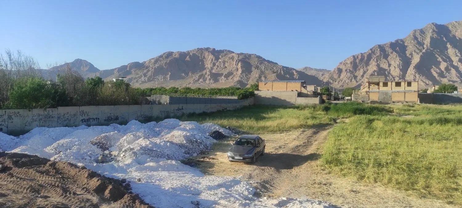 ششصد متر زمین کرناچی