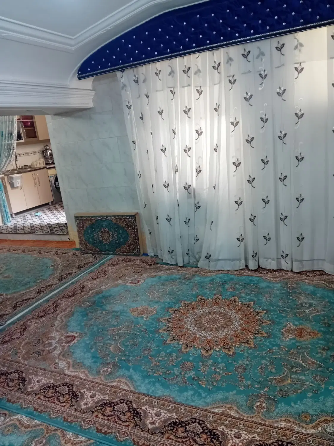 زیر زمین نقلی مرکز شهر