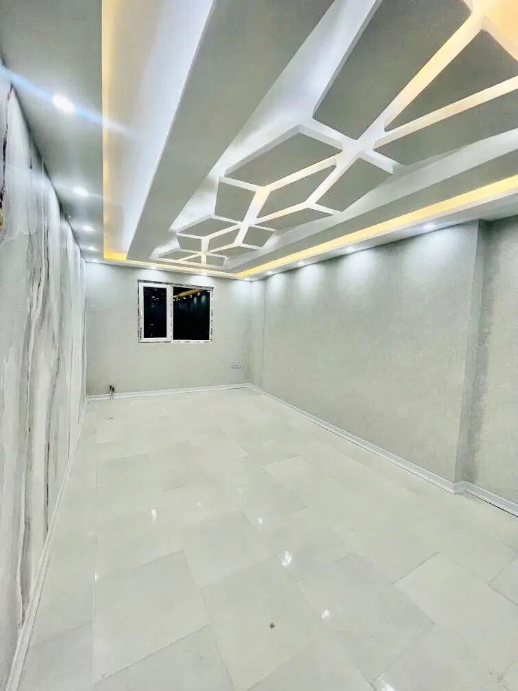 فاز6شمال اپارتمان 90متری لوکس لاکچری پارکینگ دار