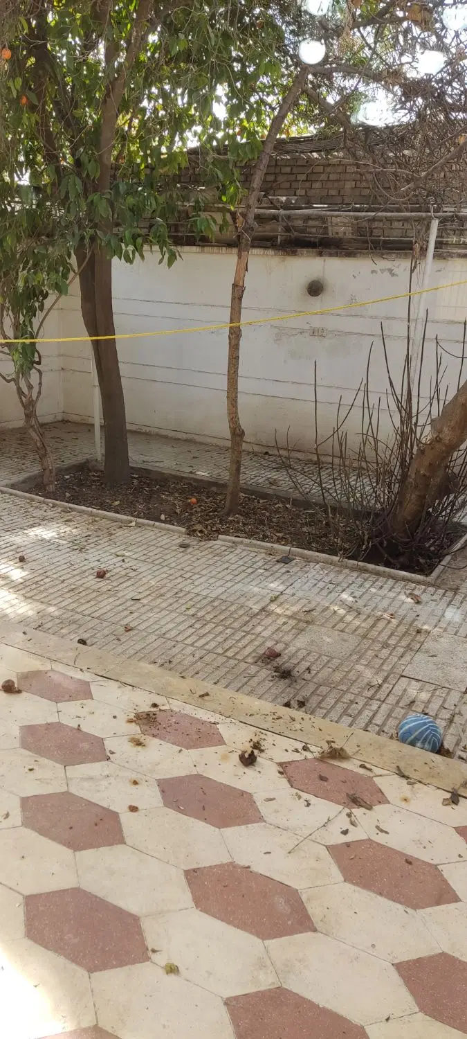 منزل150متر درب از ساختمان پول زمین
