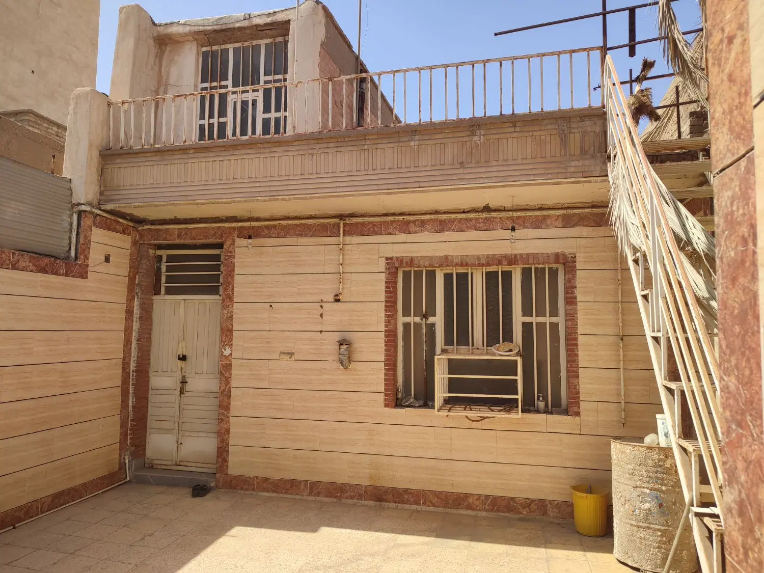 خانه ویلایی  ۱۲۵ متر جای دو ماشین