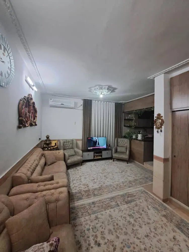 فروش ساختمان یکجا با ۵۰مترمغازه(کهریزک)وشوراباد