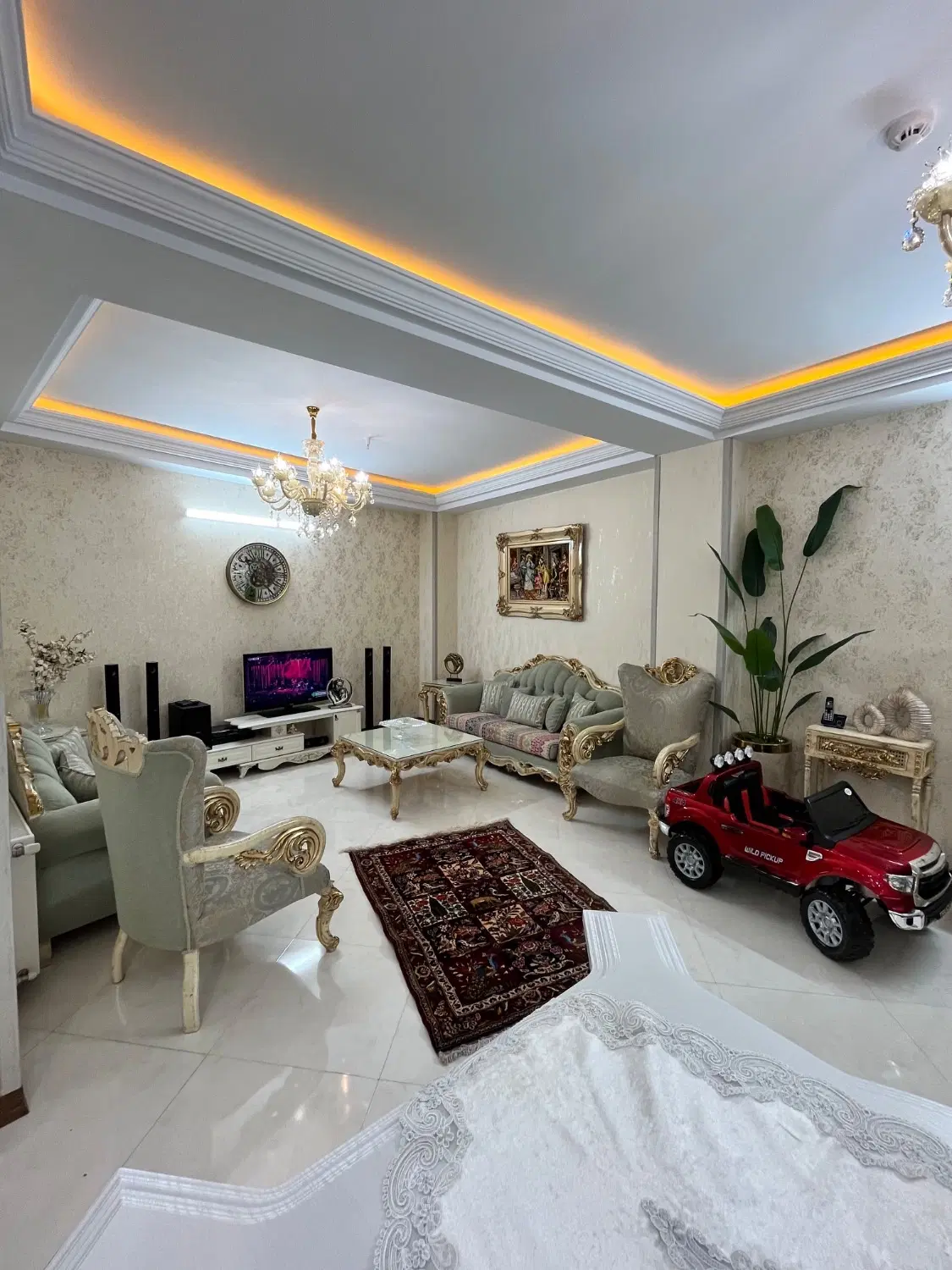 ۸۵ متر خوش نقشه تاپ لوکیشن بلورسازی