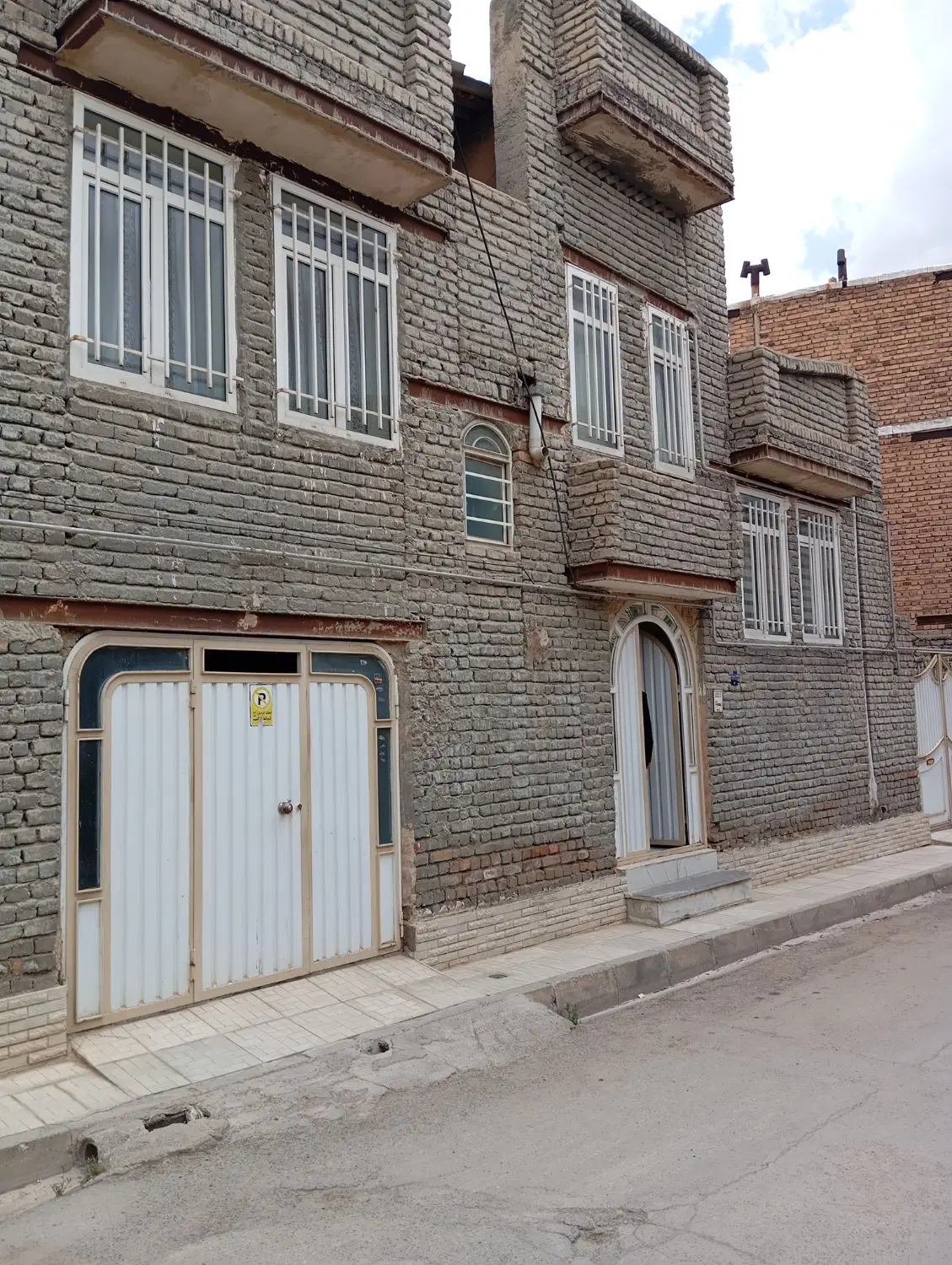فروش مسکونی دوبلکس  خ فرخی کوی ولیزاده