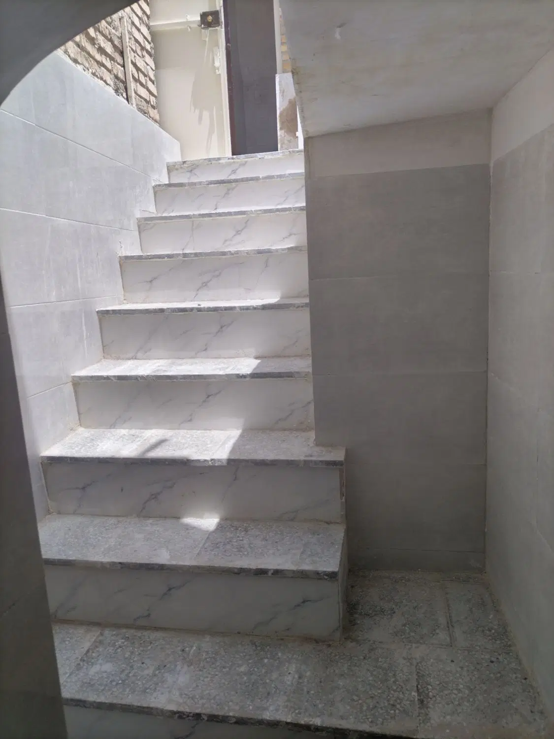 منزل دو طبقه دربست