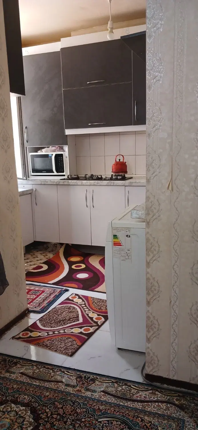خوابگاه دخترانه روبه رو دانشگاه آزاد