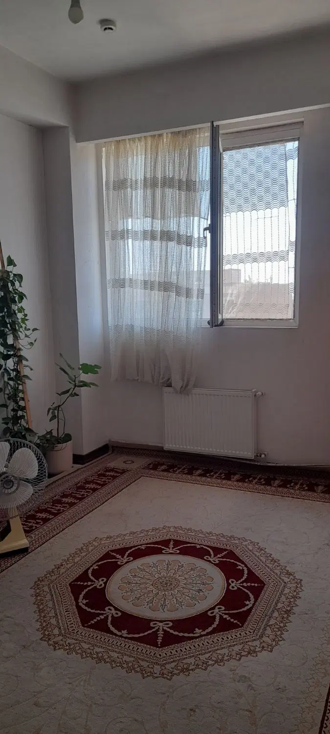 آپارتمان سه خواب تک واحدی