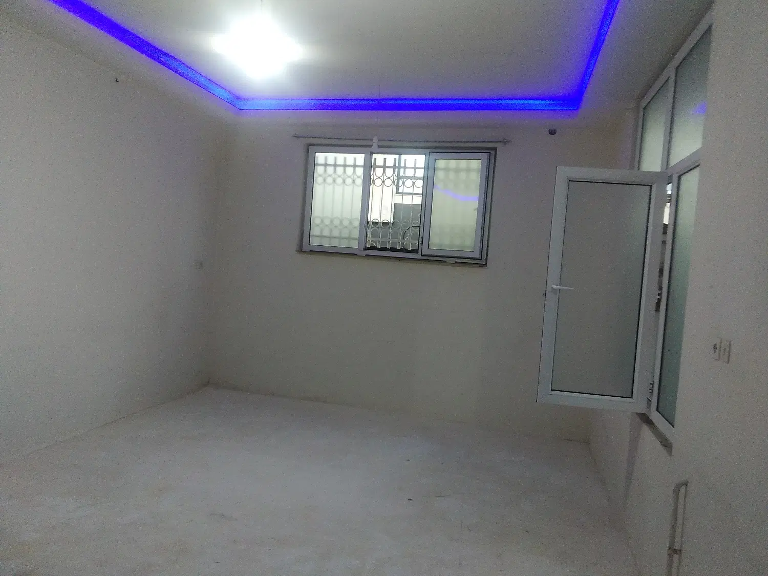یکباب منزل مسکونی