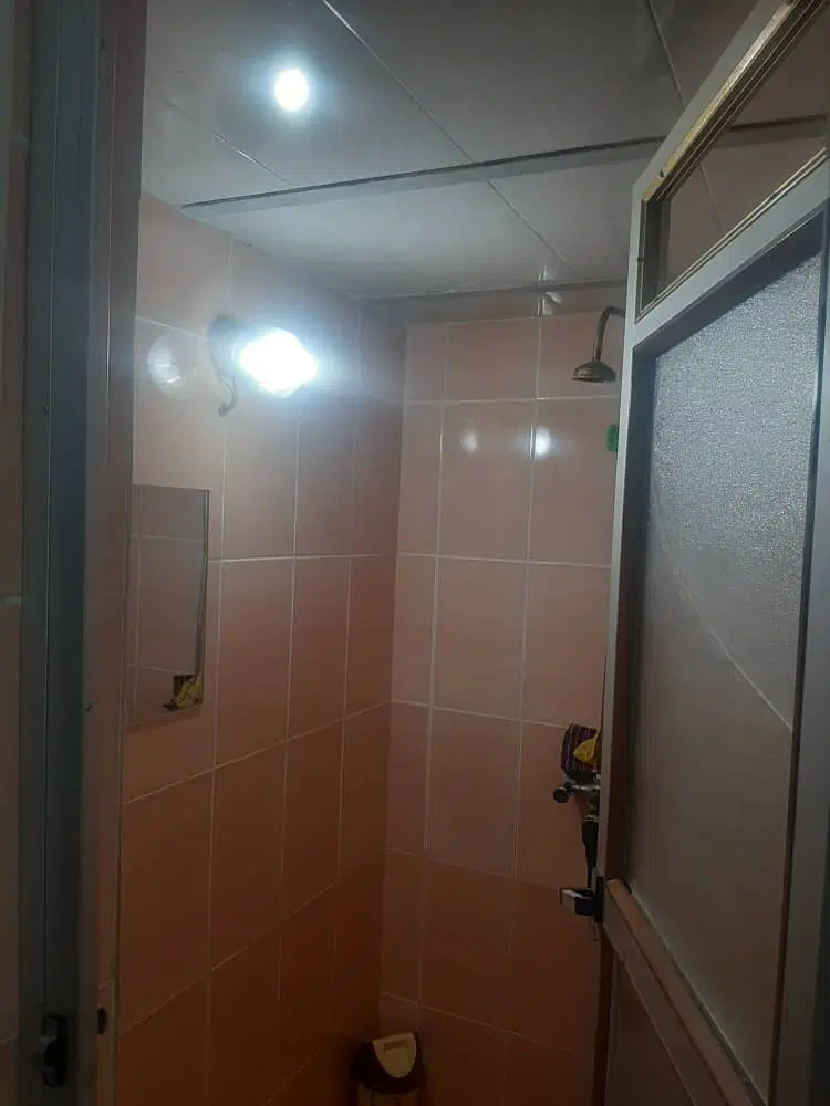 رهن و اجاره منزل یک خوابه بزرگ ماشین رو