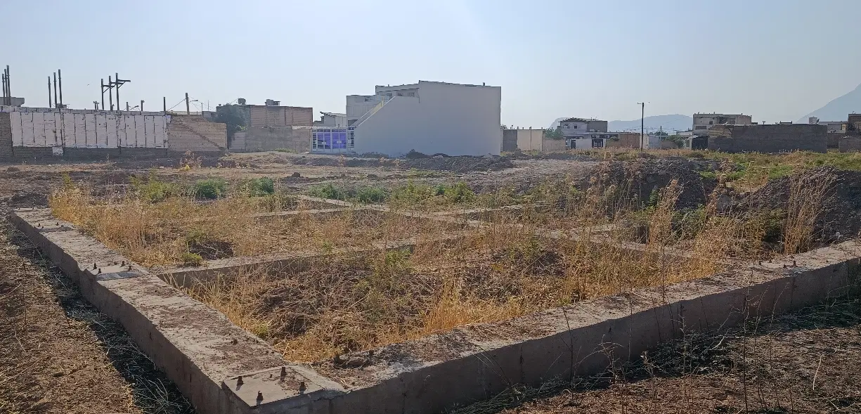 زمین میانگلال شهرک پرواز