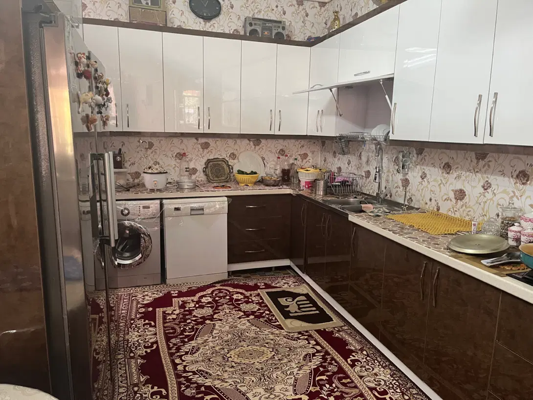فروش منزل ۲۵۰متری چهارراه معلم