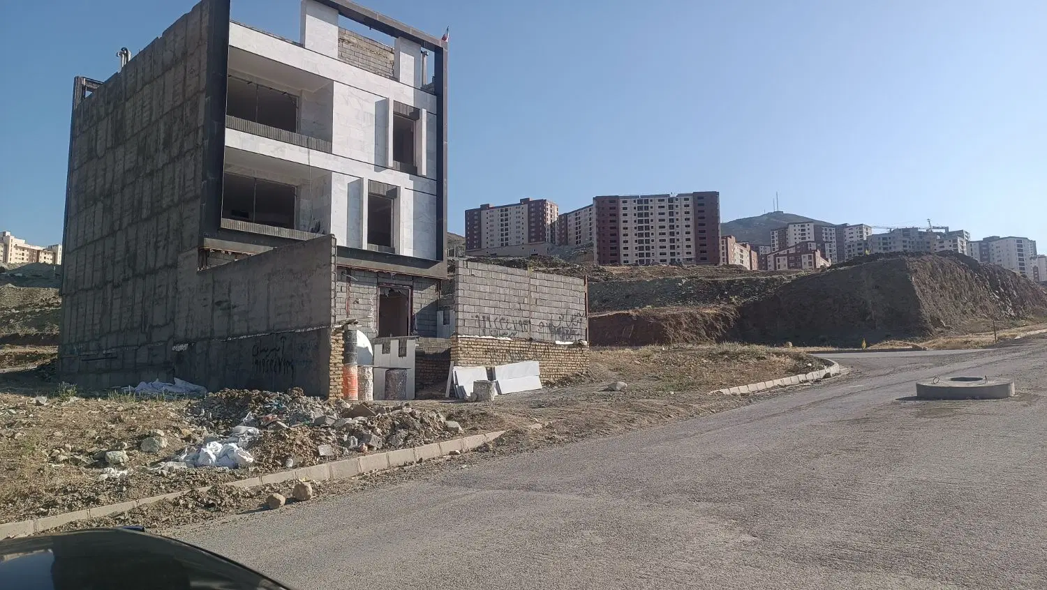 پردیس زمین 786متری مسکونی