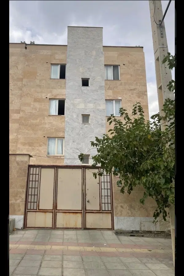 آپارتمان ۶ واحدی شیک با پارکینگ