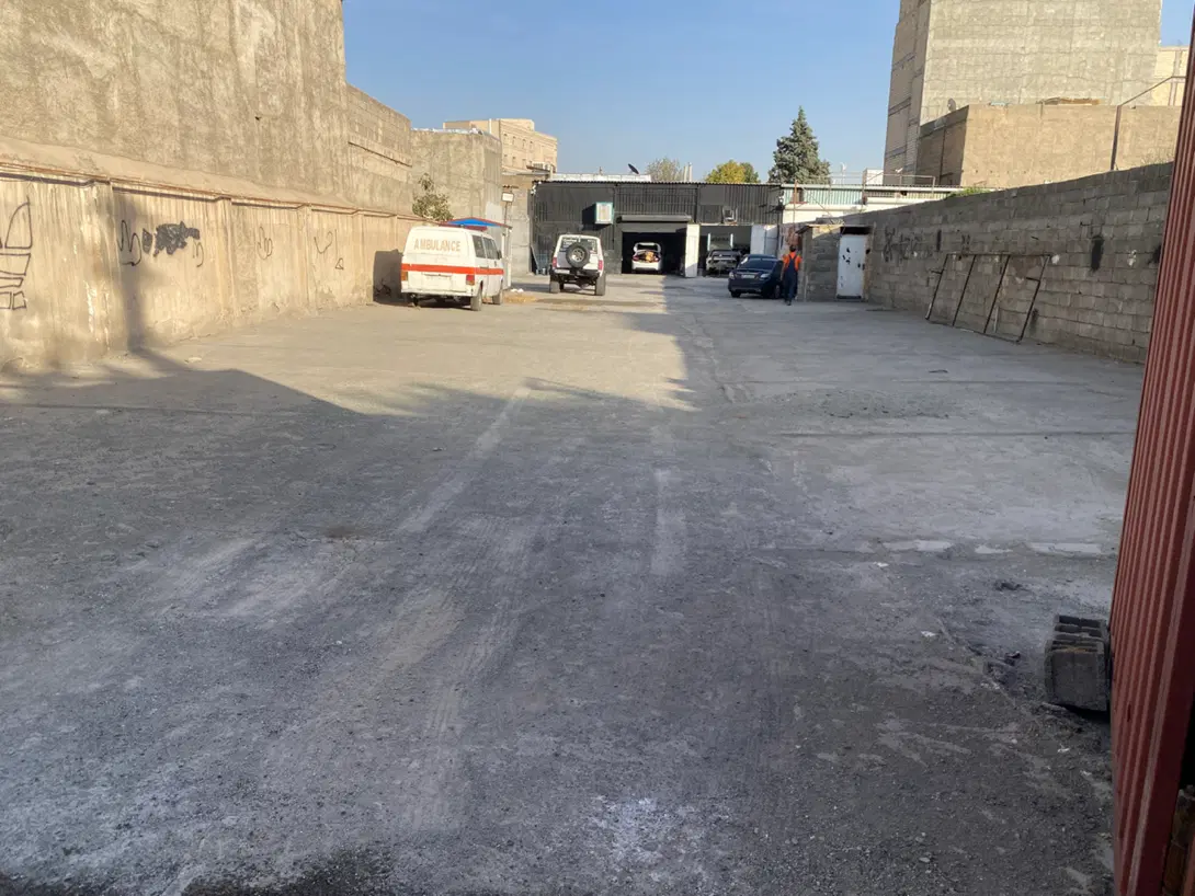 ۳۰۰متر از گاراژ چهاردیواری جهت کارواش
