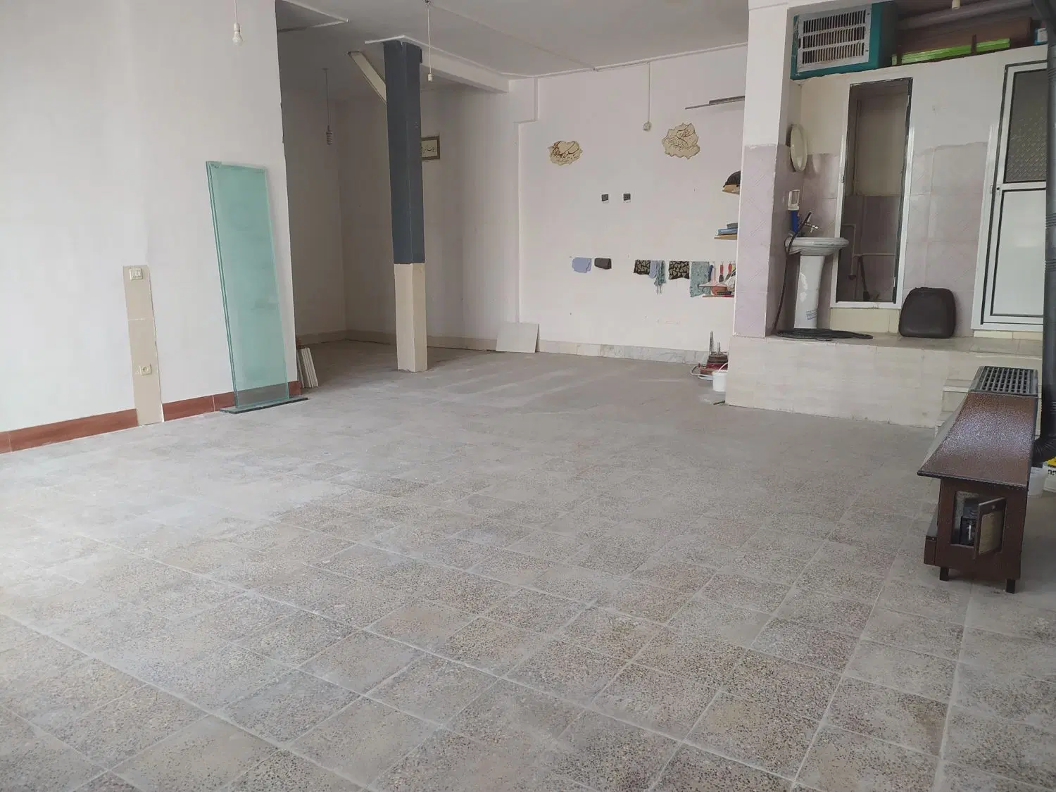 مغازه 80 متری رسالت