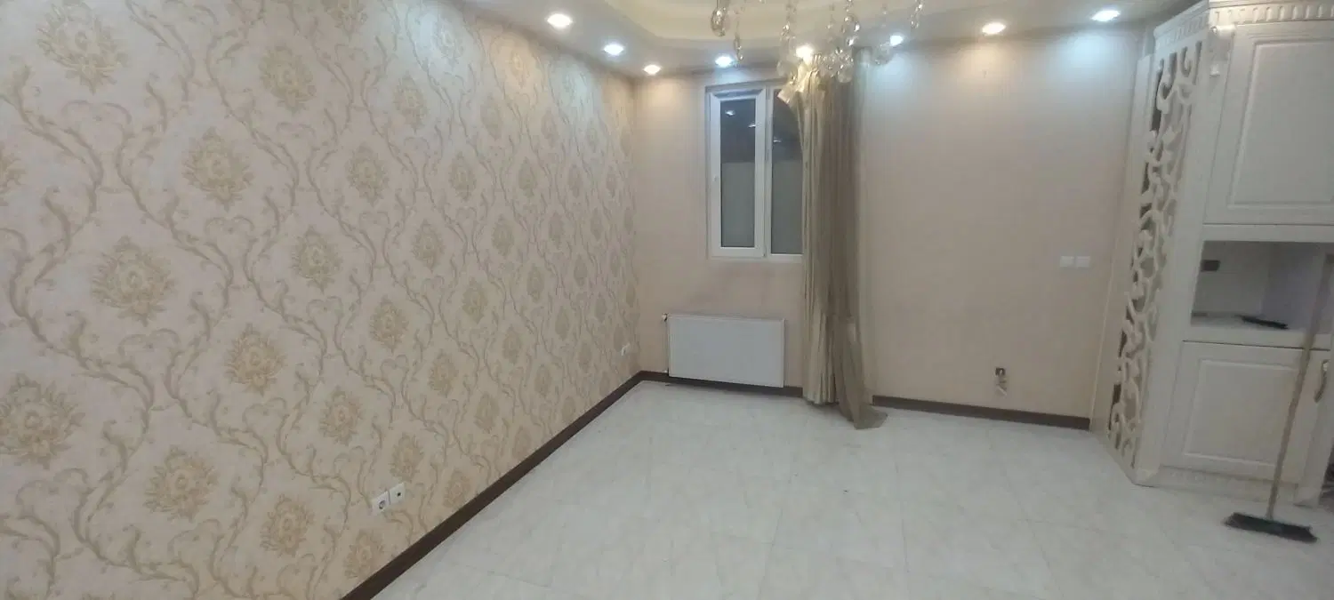 آپارتمان ۱۳۱متری تک واحدی