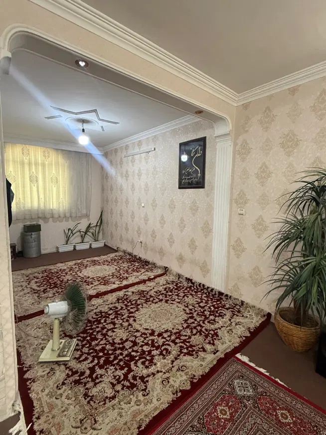 اجاره واحد 85متری مطهری واوان
