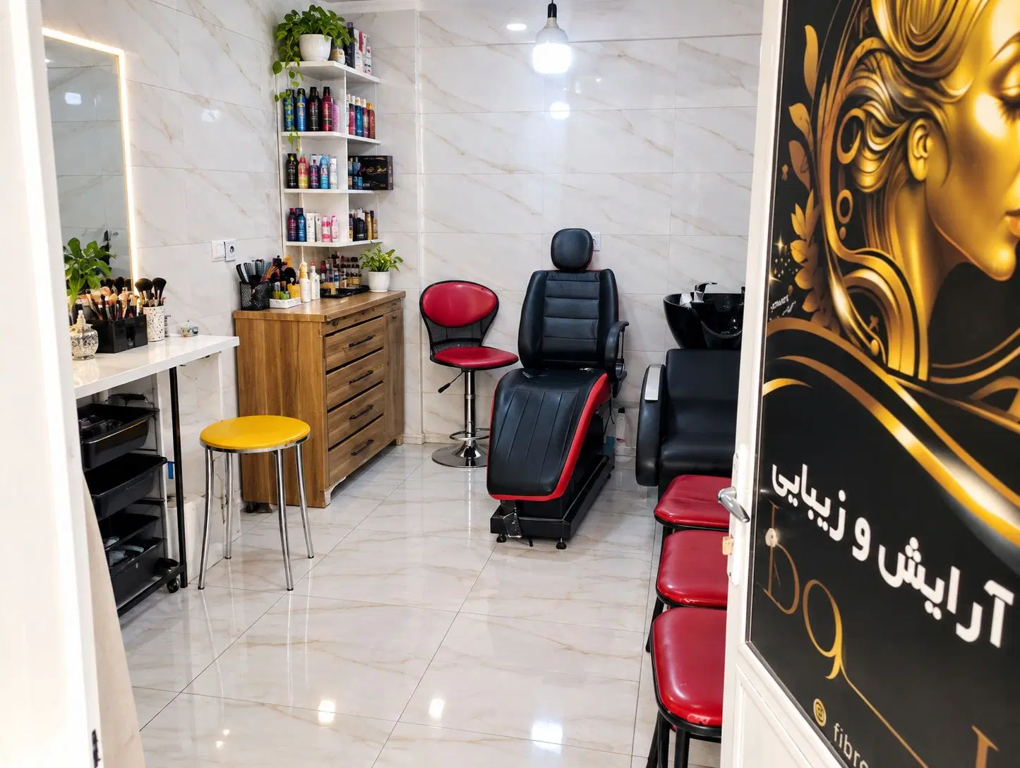 مغازه همراه با آپارتمان همکف عباسی شفیعزاده