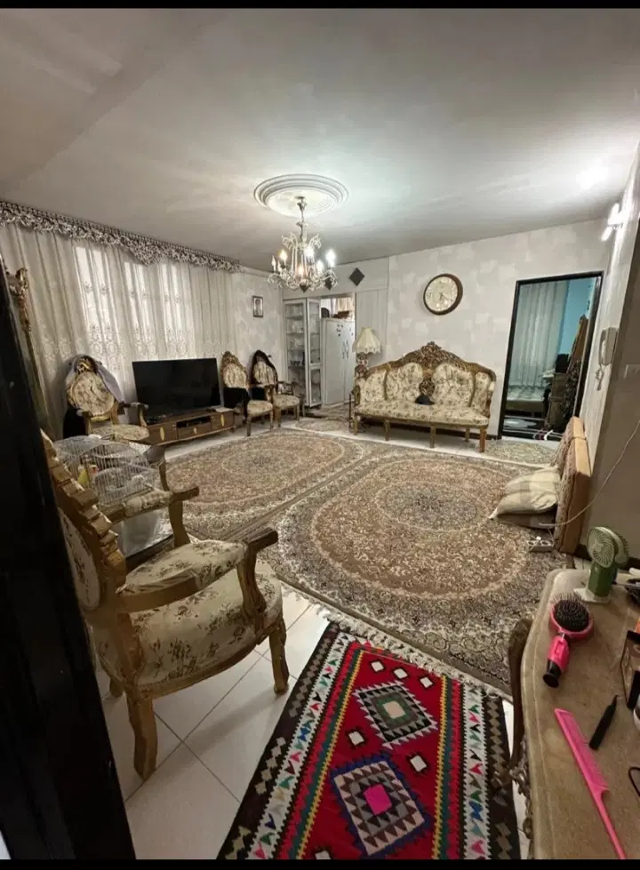 ۷۷ متری خوش نقشه