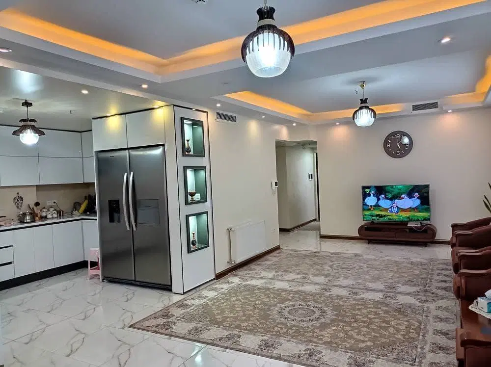 اجاره آپارتمان بزرگ سه بر آفتاب گیر با سه ورودی