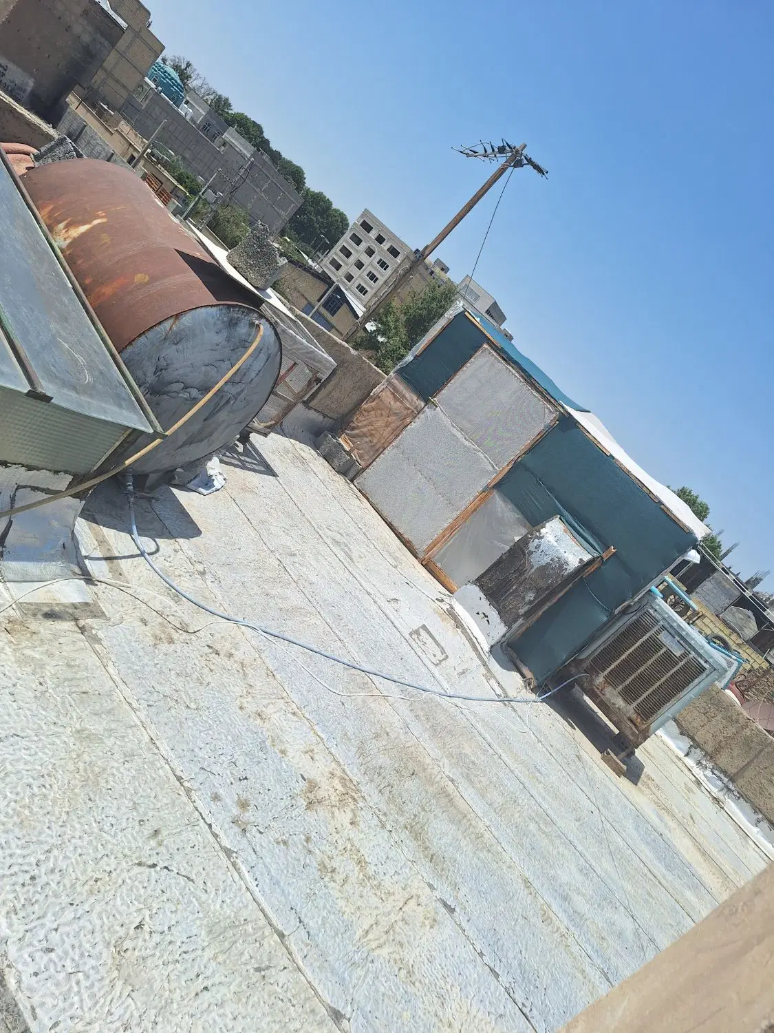 ملک 87متری