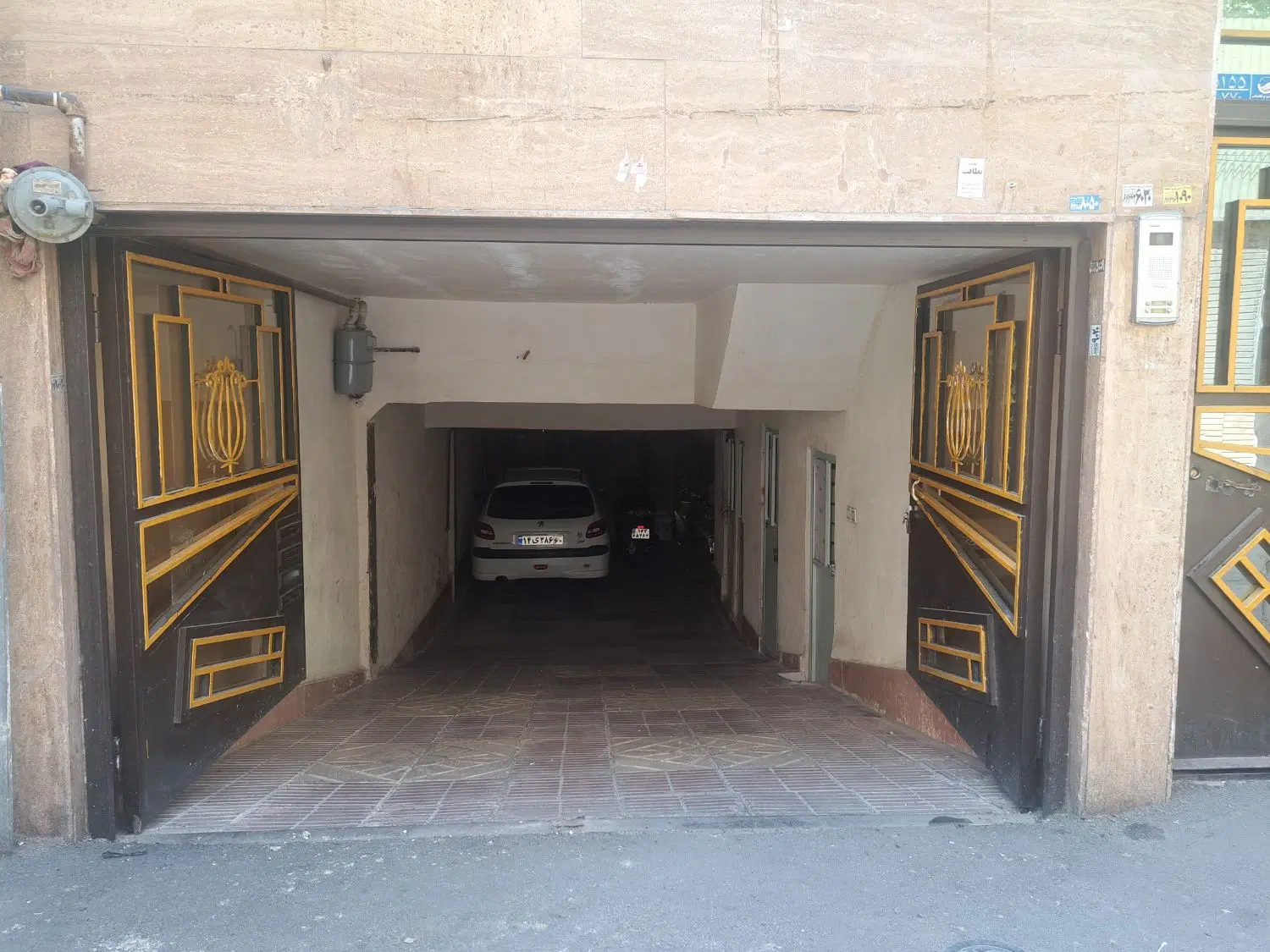 اجاره پارکینگ
