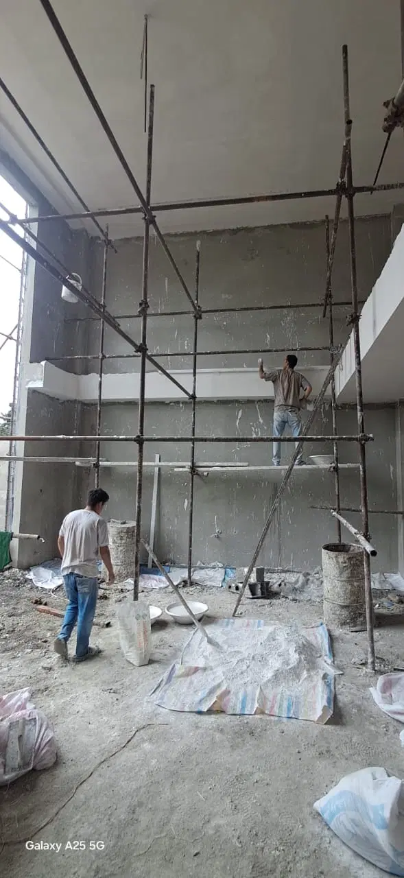 فروش ویلای  مدرن (به‌صورت نیمه‌کاره یا تکمیل‌شده)