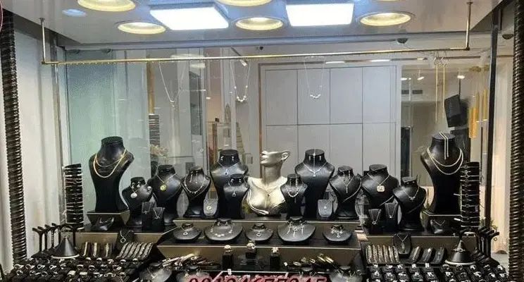 مجتمع(پاساژ)نور طلا فروشی طبقه ۳