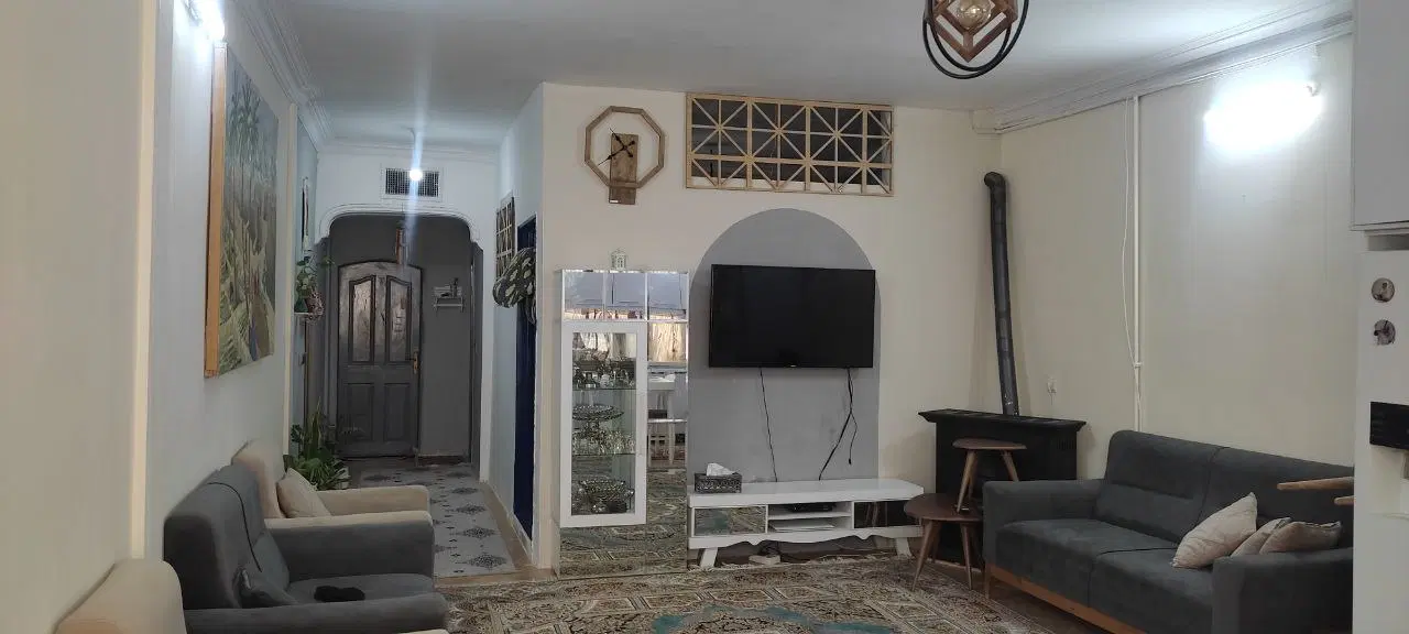 ویلایی ۱۰۰متری. منزل اباد (معاوضه)