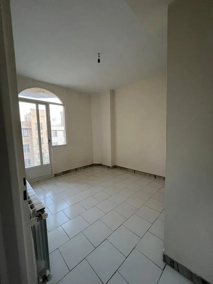 فرصت استثنایی در نزدیکی مترو خواجه عبدالله