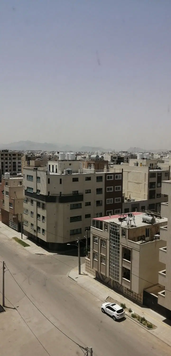 آپارتمان دو نبش جنوبی غربی 2 خواب 93 متری