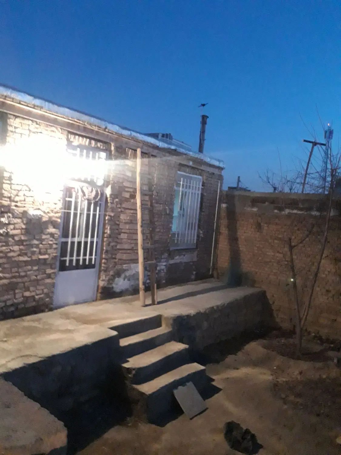 خانه 180 متری حسن آباد