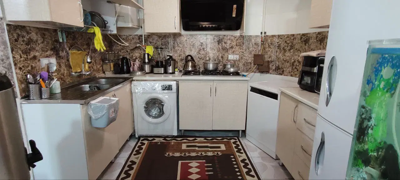 فروش منزل مسکونی دو طبقه سر دو نبش
