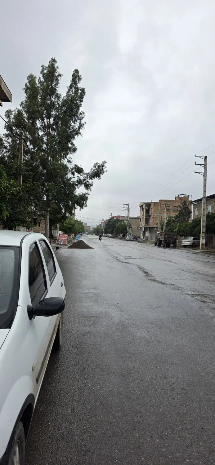 ملک کلنگی تجاری و مسکونی