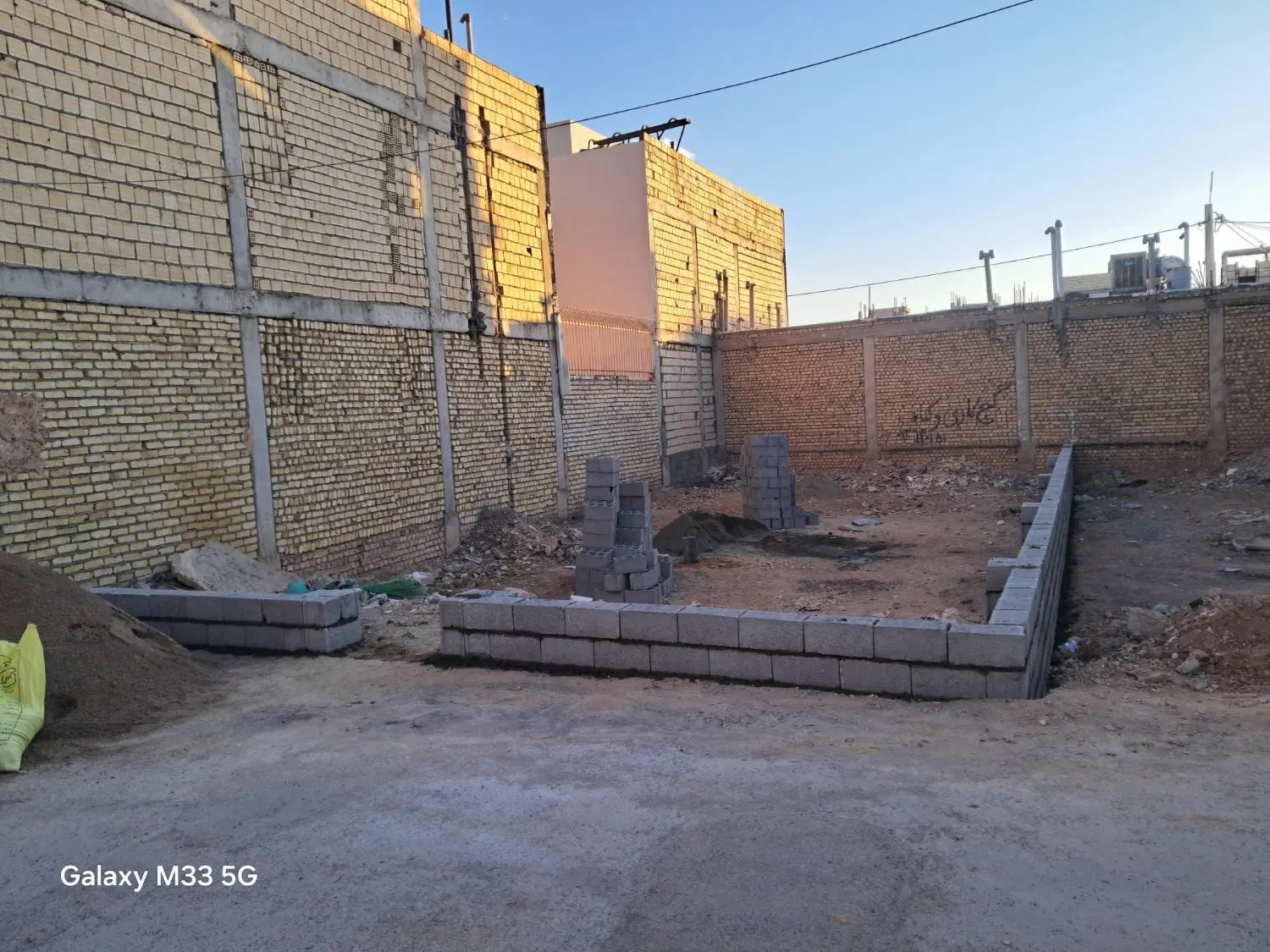 زمین مسکونی