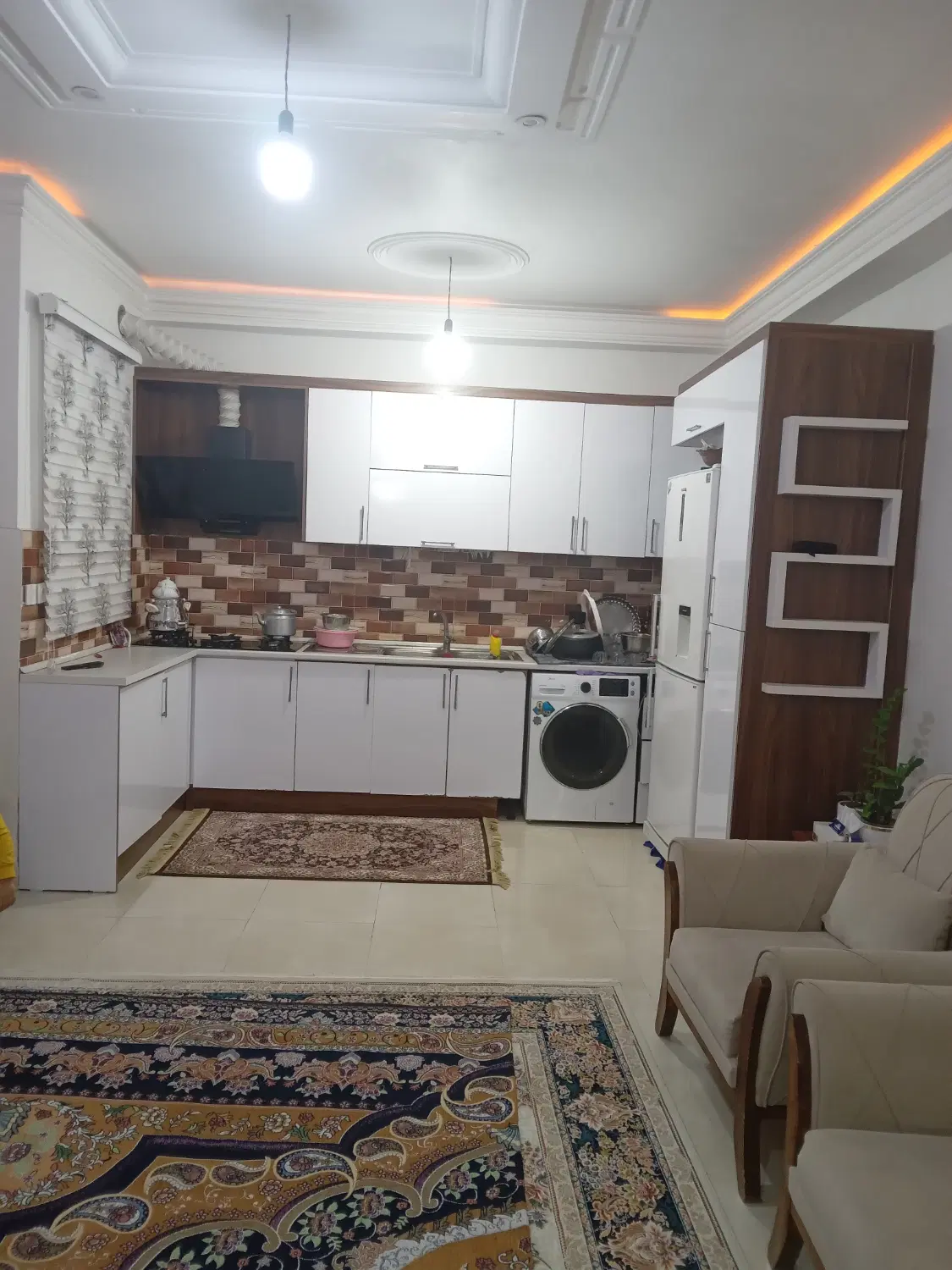 اپارتمان ۳طبقه ۳واحد