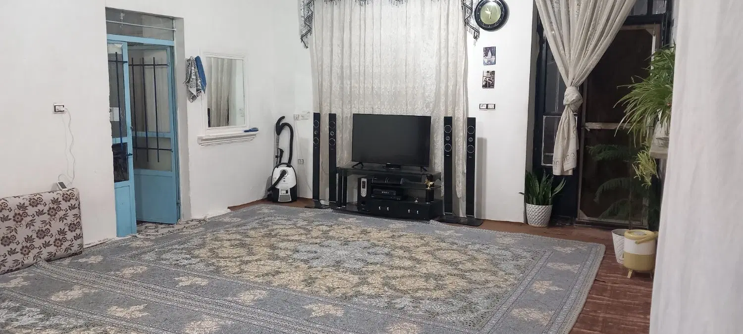 یک باب منزل مسکونی در جهان آباد